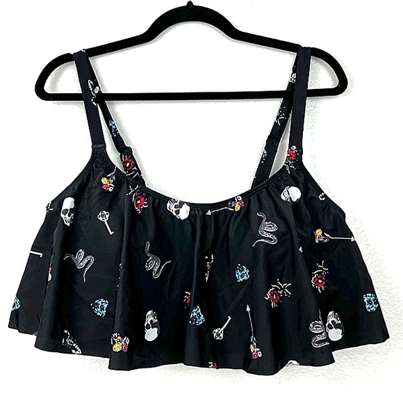 Torrid snakes and keys ruffle bikini top - Picture 3 of 4